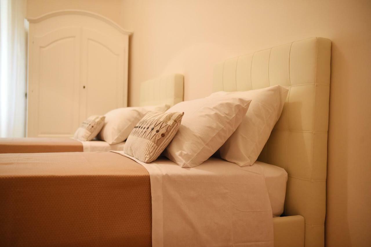 B&B Bonnes Suites Napoli Exterior foto