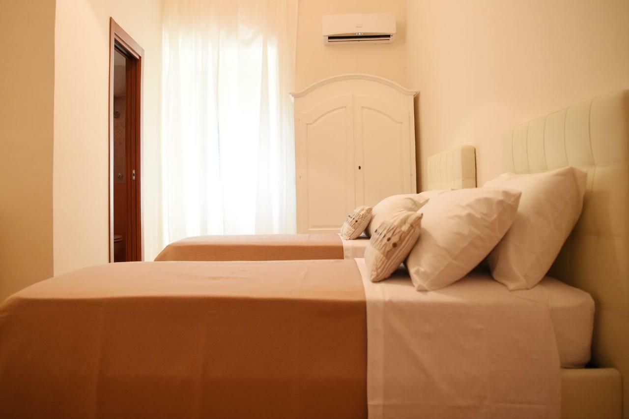 B&B Bonnes Suites Napoli Exterior foto