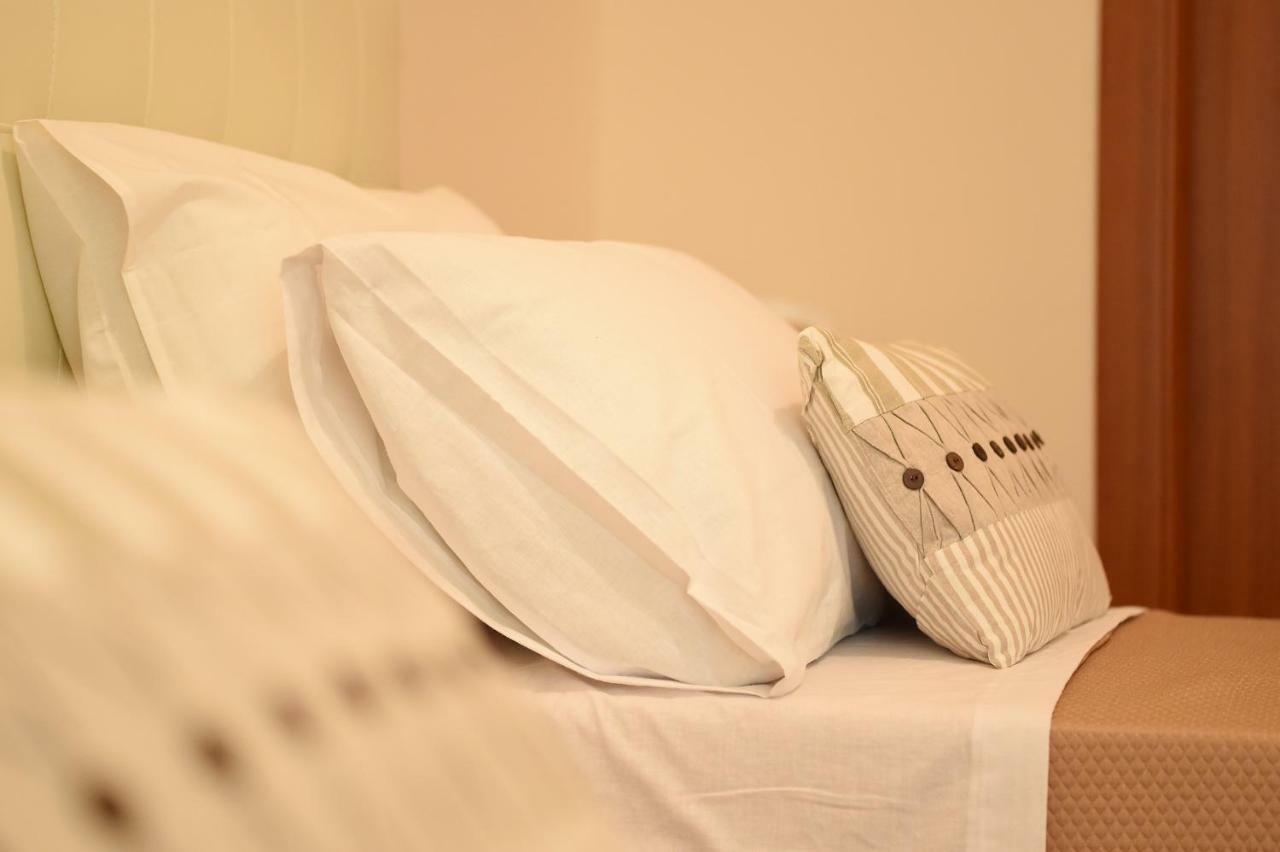 B&B Bonnes Suites Napoli Exterior foto