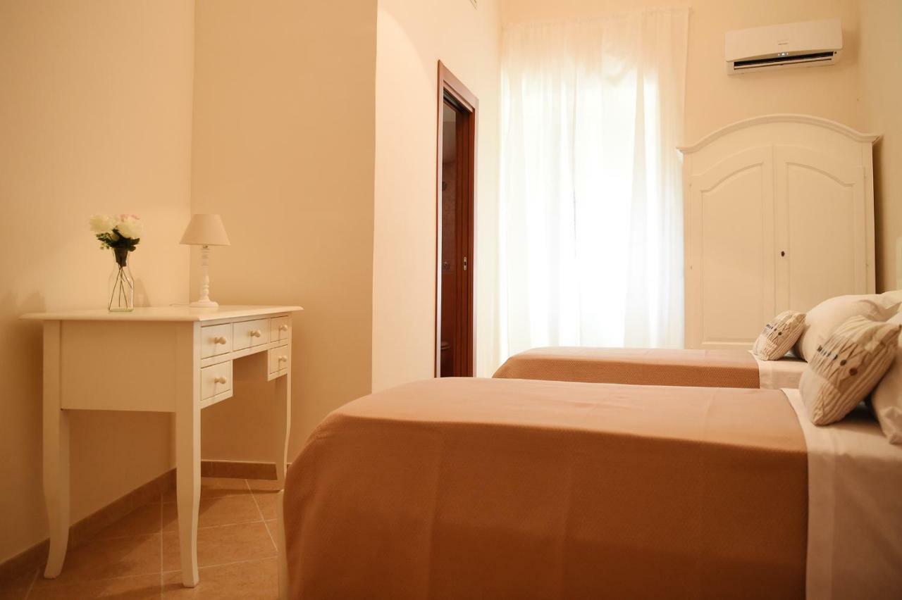 B&B Bonnes Suites Napoli Exterior foto