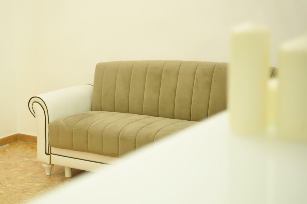 B&B Bonnes Suites Napoli Exterior foto